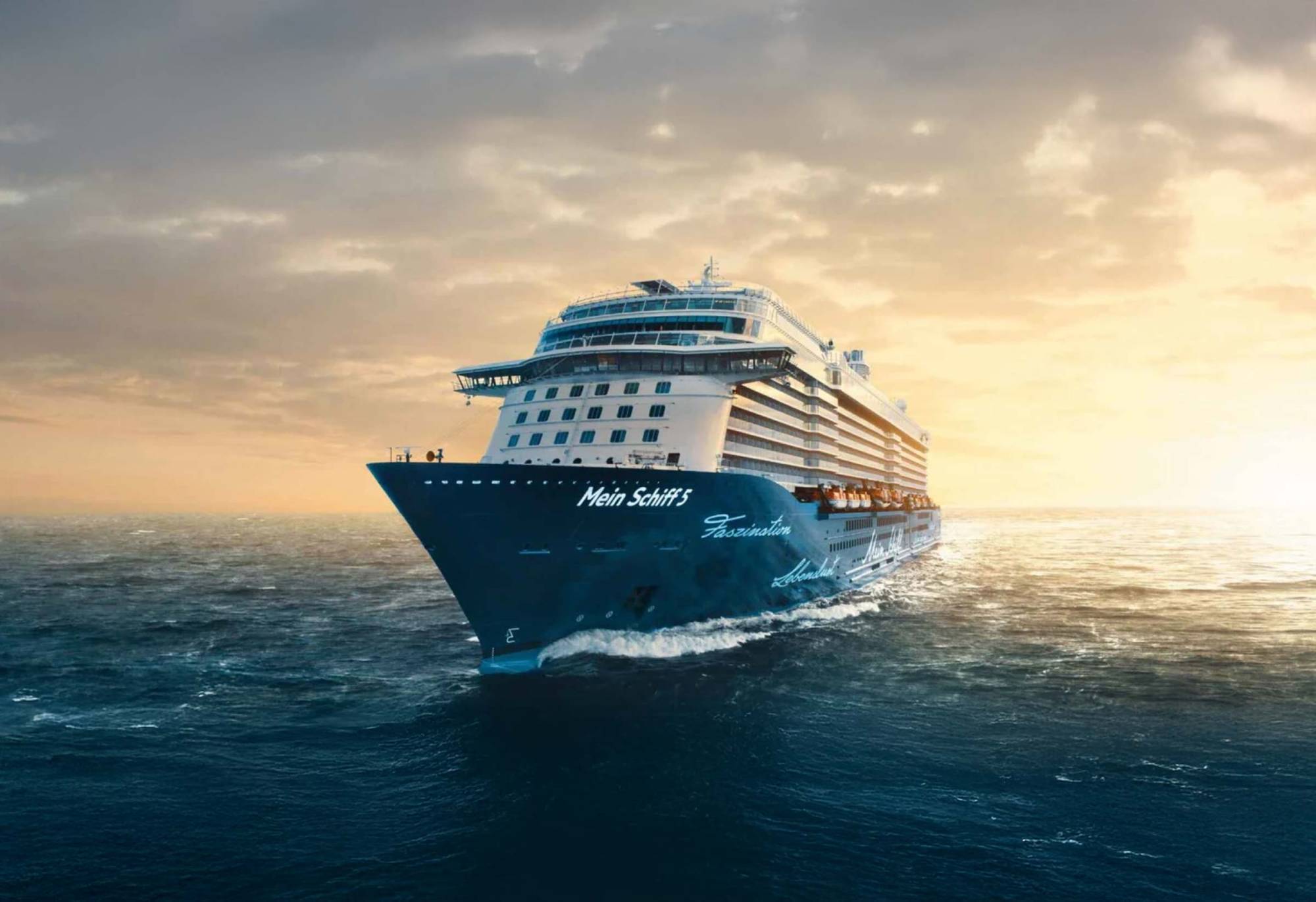 Perfetto-interiors-design-cruise-mein-schiff-5-tui-cruises-0