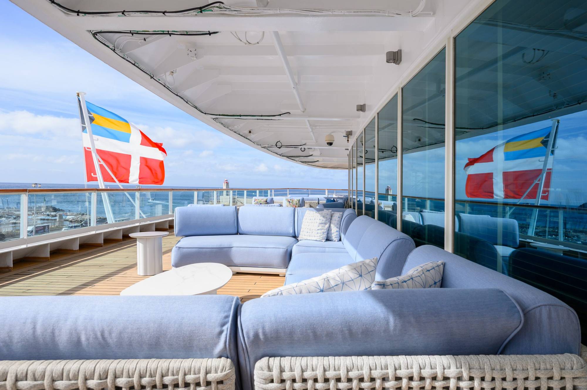 Perfetto-interiors-design-cruise-ship-seabourn-quest-deck-lounge-2