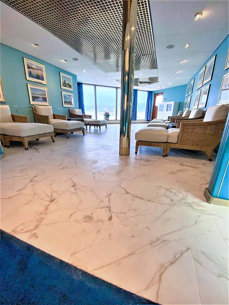 Perfetto-interiors-design-HOLLAND-AMERICA-LINE-Oosterdam-furniture-contractor-07