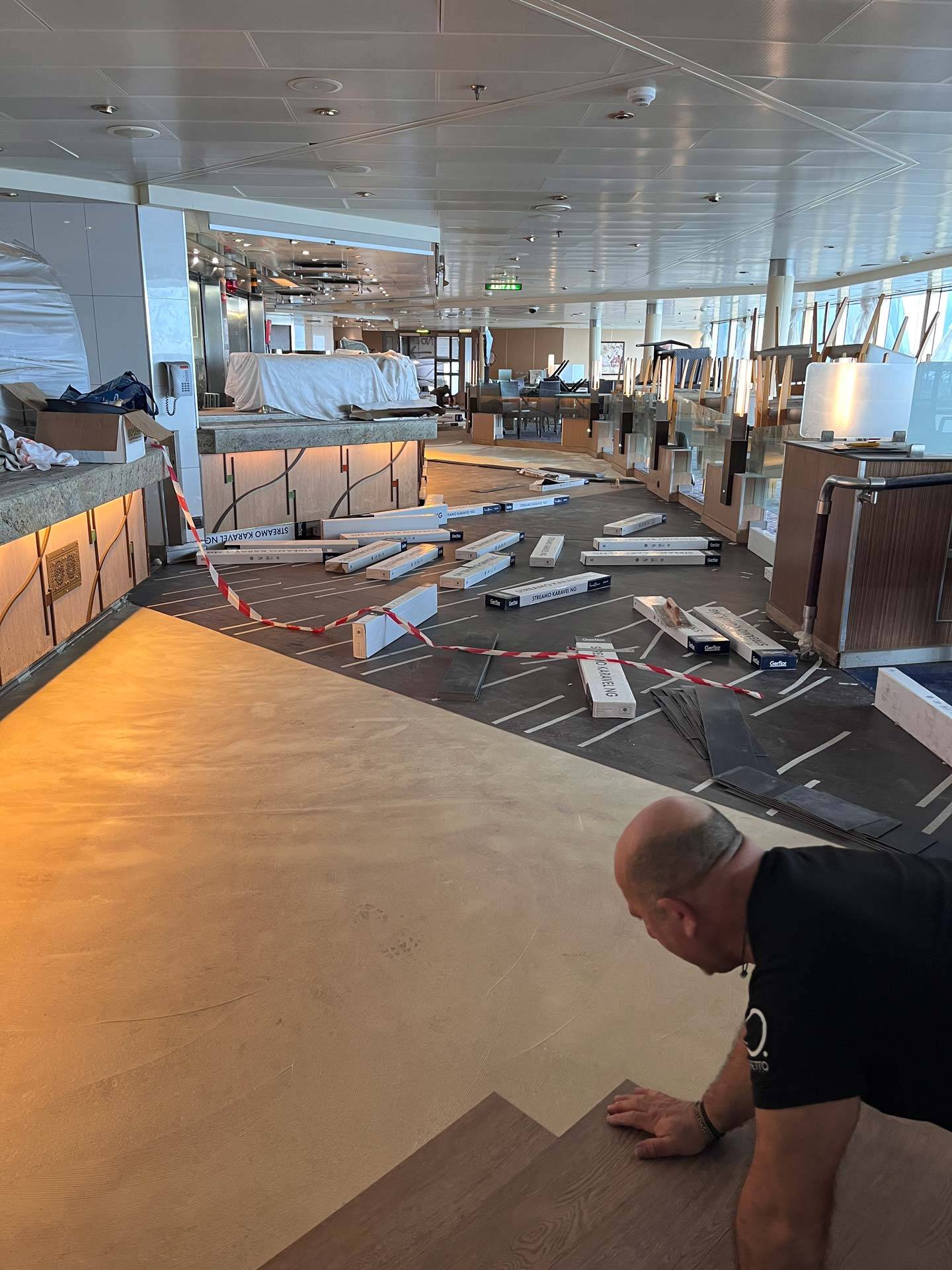 Perfetto-interiors-design-HOLLAND-AMERICA-LINE-Eurodam-furniture-contractor-8