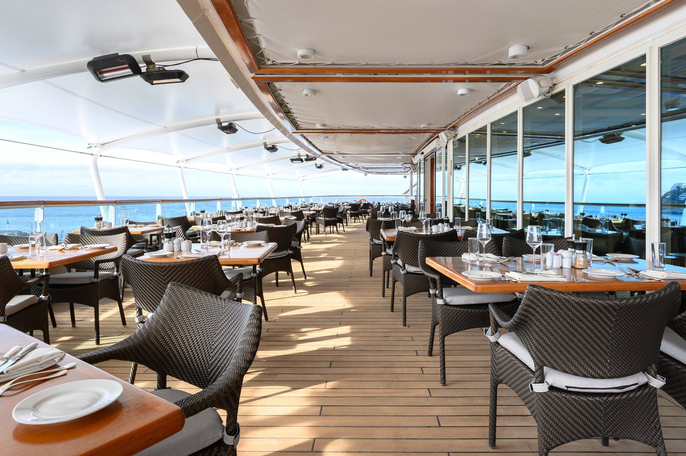 Perfetto-interiors-design-cruise-ship-seabourn-quest-terrace-dining